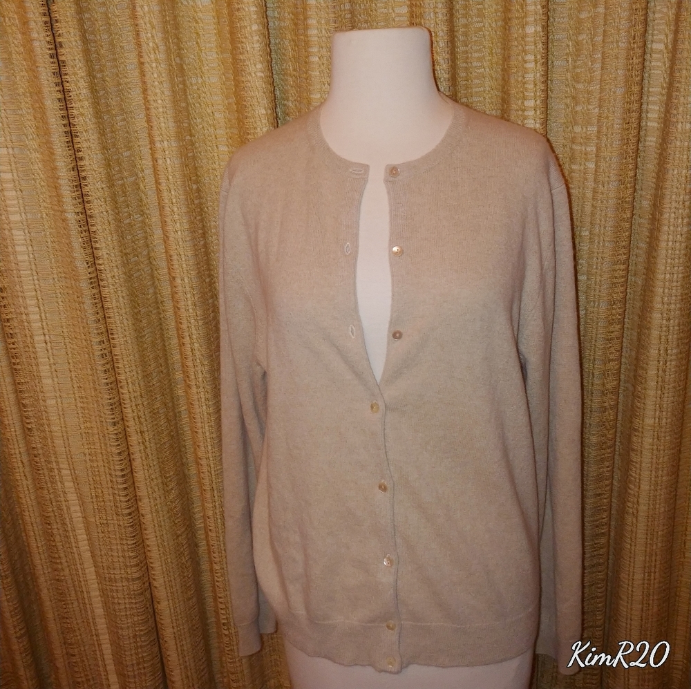 Saks 5th Ave cardigan 100% cashmere XL